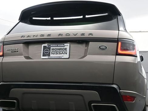 Used 2022 Land Rover Range Rover Sport HSE Dynamic image 11