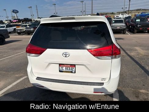 Used 2013 Toyota Sienna XLE w/ Entertainment Pkg AWD/4WD image 5