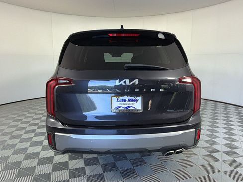 Used 2025 Kia Telluride S FWD image 10