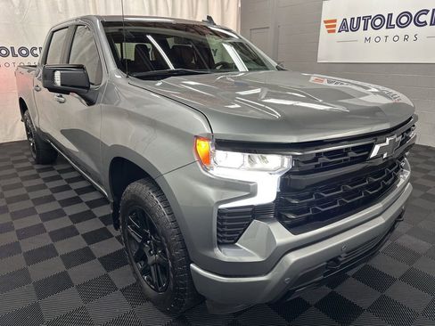 Used 2025 Chevrolet Silverado 1500 RST w/ Convenience Package II image 2