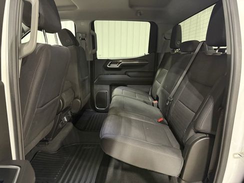 Used 2024 GMC Sierra 1500 SLE image 29