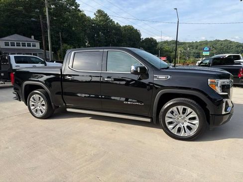 Used 2021 GMC Sierra 1500 Denali w/ Denali Ultimate Package AWD/4WD image 3