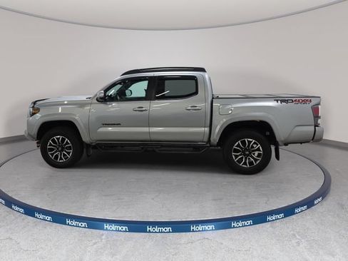 Certified 2022 Toyota Tacoma TRD Sport w/ Black Out Package (TMS) AWD/4WD image 8
