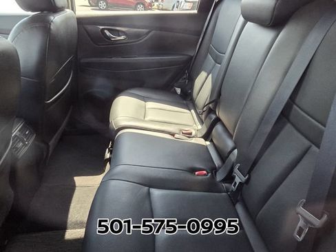 Used 2016 Nissan Rogue SL FWD image 11