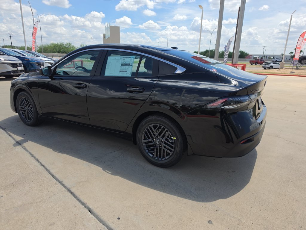 New 2027 Nissan Sentra SV w/ Floor Mat Package FWD image 5