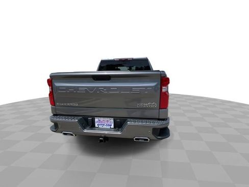 Used 2021 Chevrolet Silverado 1500 High Country w/ Technology Package AWD/4WD image 9