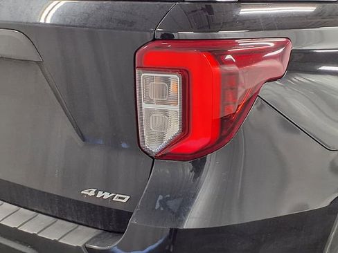 Used 2022 Ford Explorer Timberline w/ Timberline Technology Package image 9