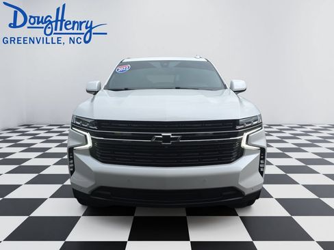 Used 2022 Chevrolet Suburban RST w/ Sport Performance Package AWD/4WD image 8