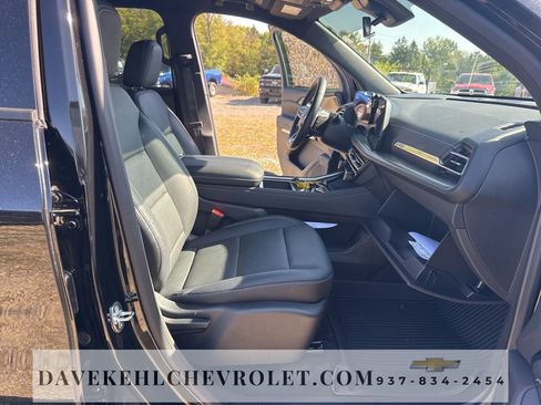 Certified 2025 Chevrolet Traverse LT w/ Midnight/Sport Edition image 26