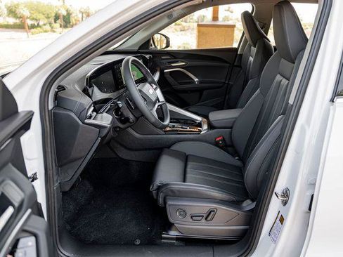 Certified 2025 Audi Q5 Premium Plus w/ Premium Plus image 13