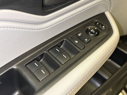 Used 2018 Honda Odyssey EX image 21
