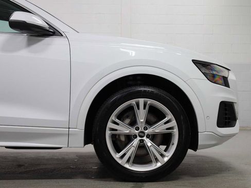 Used 2023 Audi Q8 Premium w/ Convenience Package AWD/4WD image 11