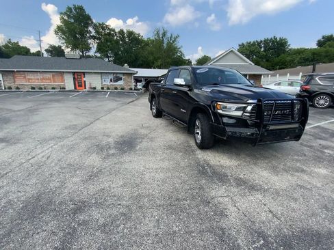 Used 2020 RAM 1500 Laramie AWD/4WD image 6