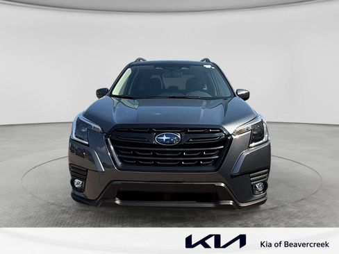 Used 2024 Subaru Forester Premium AWD/4WD image 2