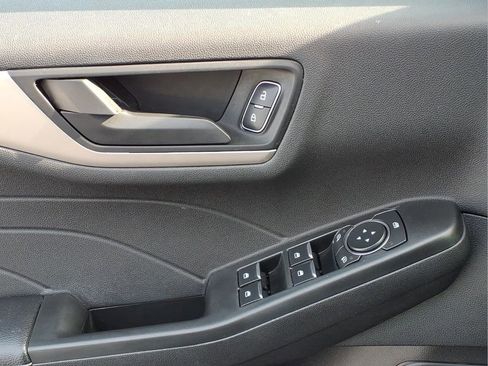 Used 2022 Ford Escape SE w/ Convenience Package image 21