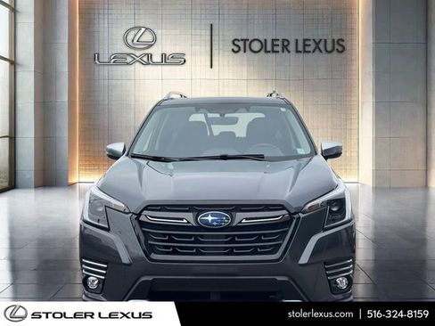 Used 2022 Subaru Forester Touring image 2