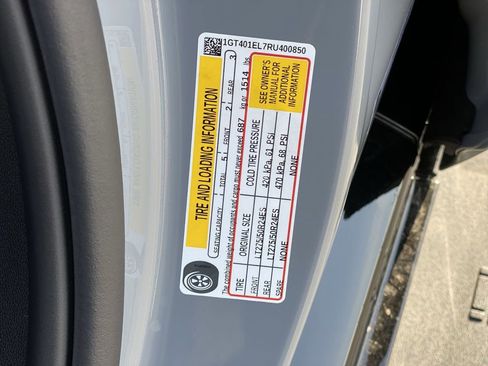 New 2024 GMC Sierra EV Denali image 14