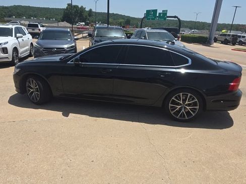 Used 2018 Volvo S90 T5 Momentum w/ Protection Package AWD/4WD image 6