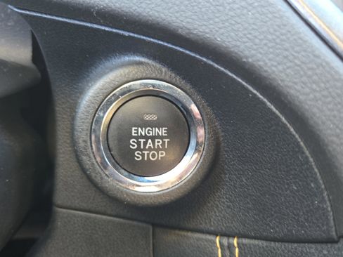 Used 2022 Subaru Crosstrek 2.5i Sport w/ Moonroof Package image 13