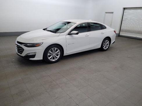 Used 2023 Chevrolet Malibu LT FWD image 2