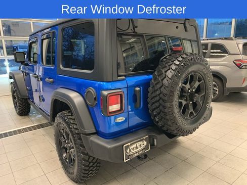 Used 2022 Jeep Wrangler Unlimited Sport image 14