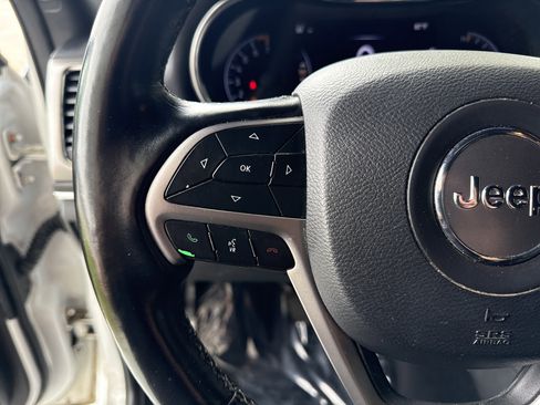 Used 2021 Jeep Grand Cherokee Limited RWD image 18