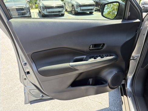 Used 2024 Nissan Kicks S FWD image 8