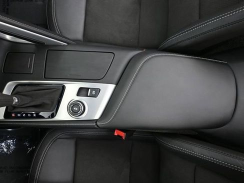 Used 2018 Chevrolet Corvette Z06 RWD image 38