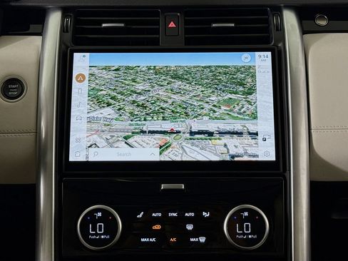Used 2024 Land Rover Discovery S AWD/4WD image 19