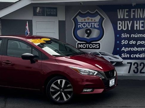 Used 2021 Nissan Versa SR w/ Convenience Package image 1