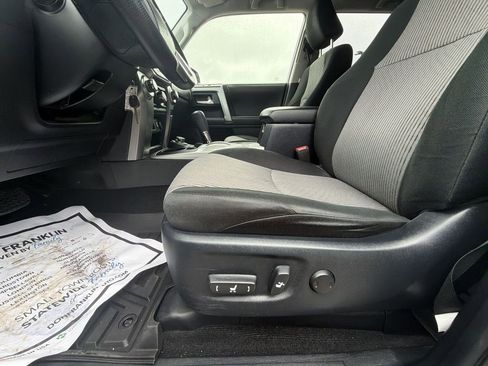 Used 2019 Toyota 4Runner SR5 AWD/4WD image 12