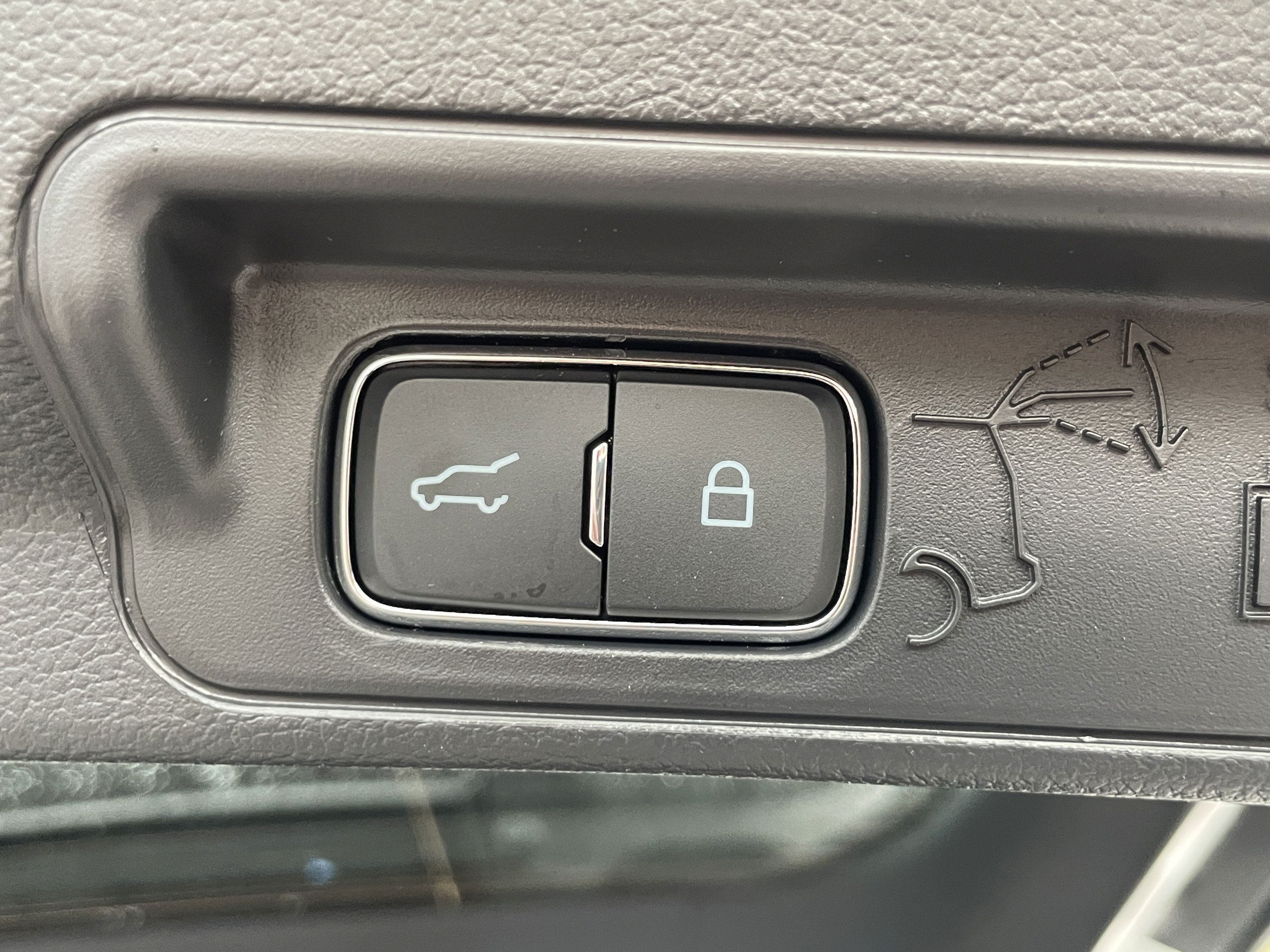 Used 2026 Ford Explorer Tremor w/ Tremor Convenience Package AWD/4WD image 31