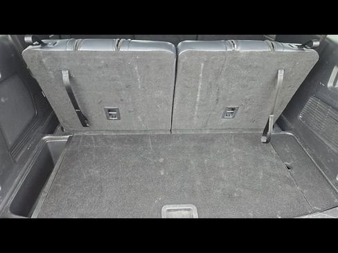 Used 2025 Ford Explorer ST-Line w/ ST-Line Street Pack AWD/4WD image 9