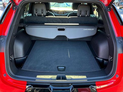 Used 2020 Chevrolet Blazer RS w/ LPO, Sport Package image 6