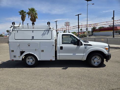 Used 2012 Ford F350 XL image 3