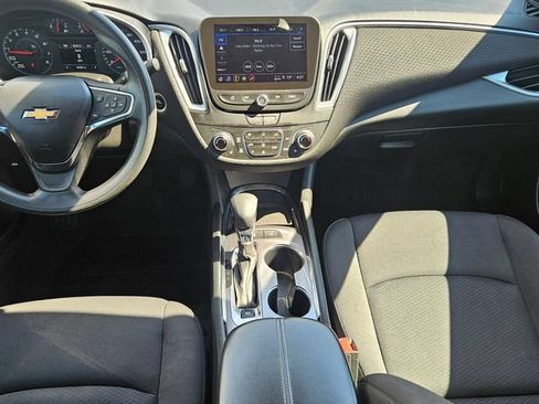Used 2024 Chevrolet Malibu LT FWD image 19