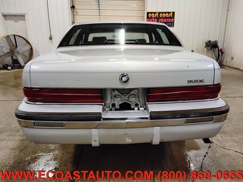 Used 1992 Buick Roadmaster Sedan RWD image 8