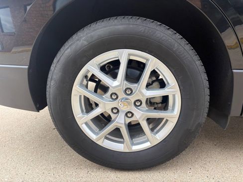 Used 2024 Chevrolet Equinox LT w/ LPO, Floor Liner Package AWD/4WD image 22