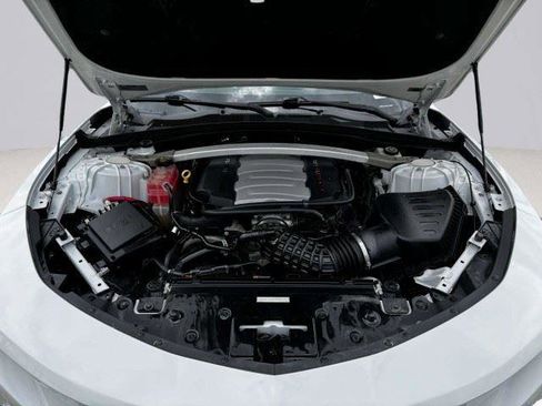 Used 2016 Chevrolet Camaro SS RWD image 60