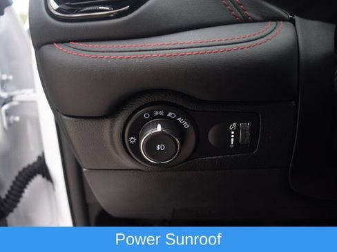 Used 2023 Dodge Durango GT RWD image 7