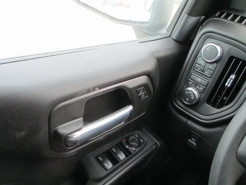 New 2026 GMC Sierra 1500 Pro w/ Pro Value Package image 19