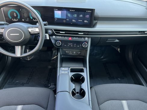 Used 2024 Hyundai Sonata SEL FWD image 31