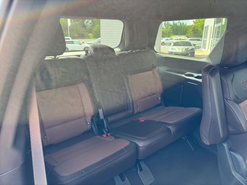 Used 2025 Ford Expedition King Ranch AWD/4WD image 18