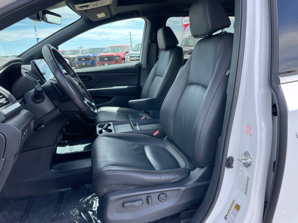 Used 2025 Honda Odyssey Sport-L image 7