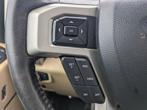 Used 2020 Ford F250 Lariat w/ Tremor Off-Road Package AWD/4WD image 24