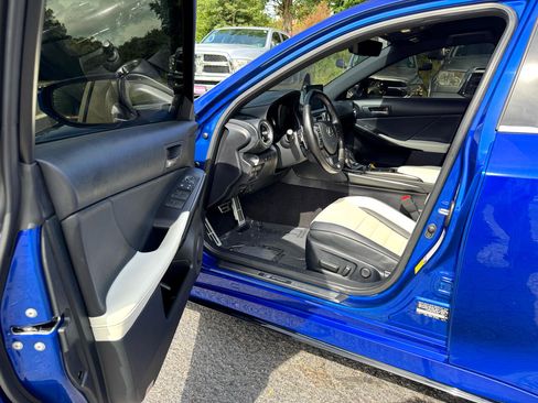 Used 2021 Lexus IS 350 F Sport image 9