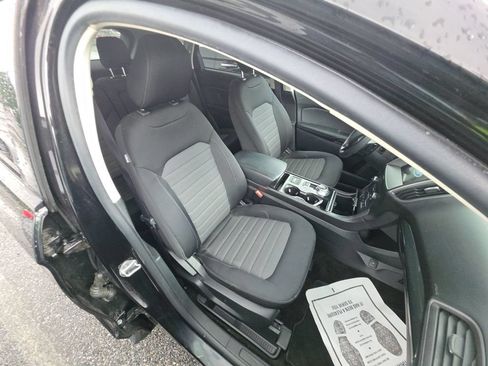 Used 2020 Ford Edge SE AWD/4WD image 2