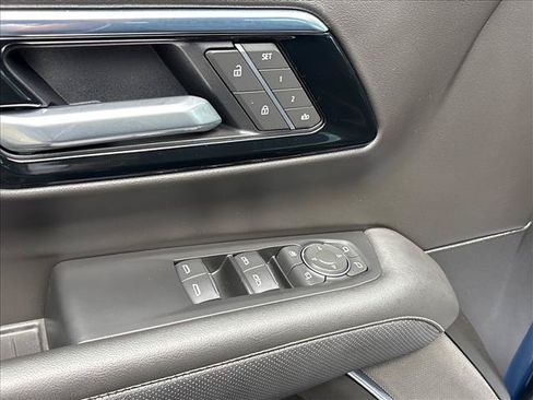 Certified 2025 Chevrolet Tahoe Premier AWD/4WD image 22