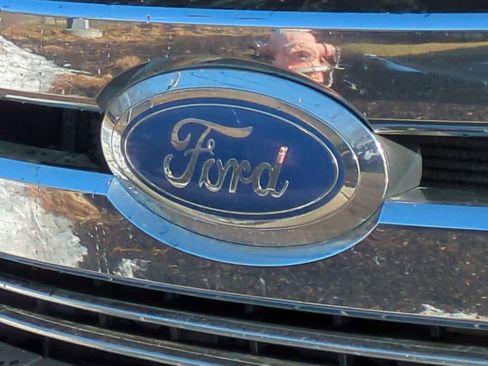 Used 2017 Ford F350 Lariat w/ Chrome Package image 12