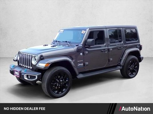 Used 2023 Jeep Wrangler Unlimited Sahara w/ Cold Weather Group AWD/4WD image 1